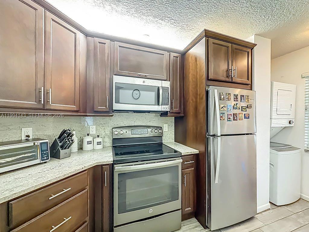 10401 W Broward Blvd #302 Plantation, FL 33324