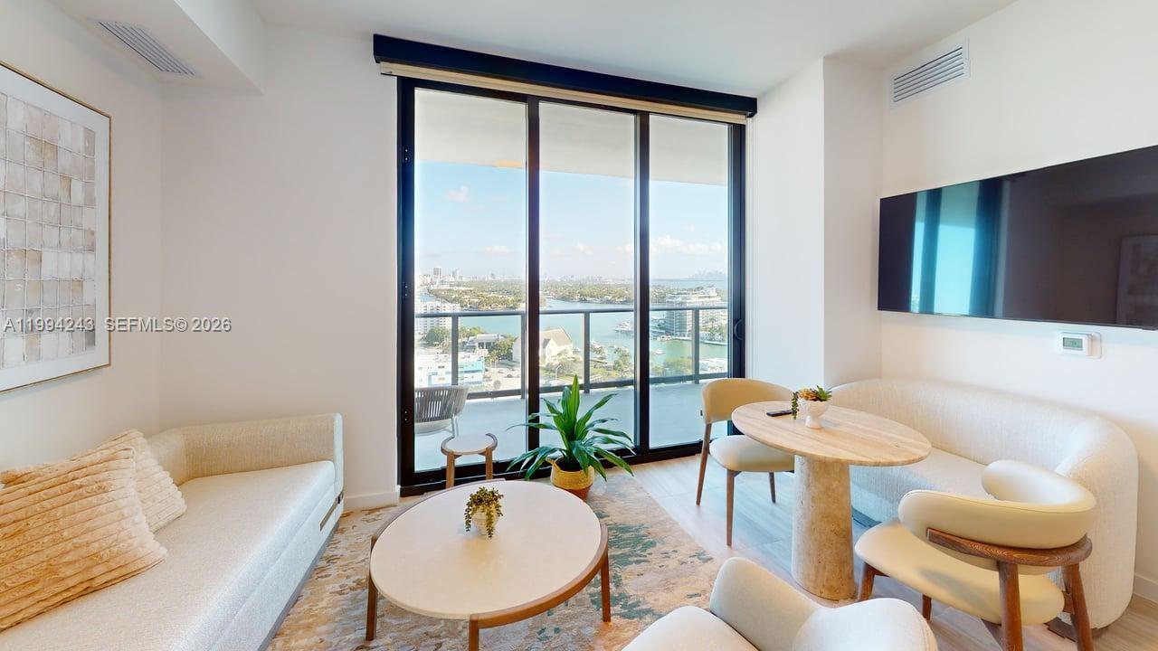 580 72nd St #1708 Miami Beach, FL 33141