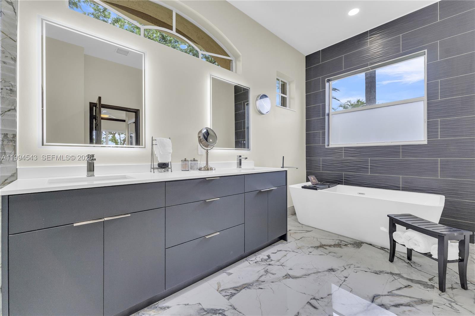 3973 SW 140th Ave Davie, FL 33330