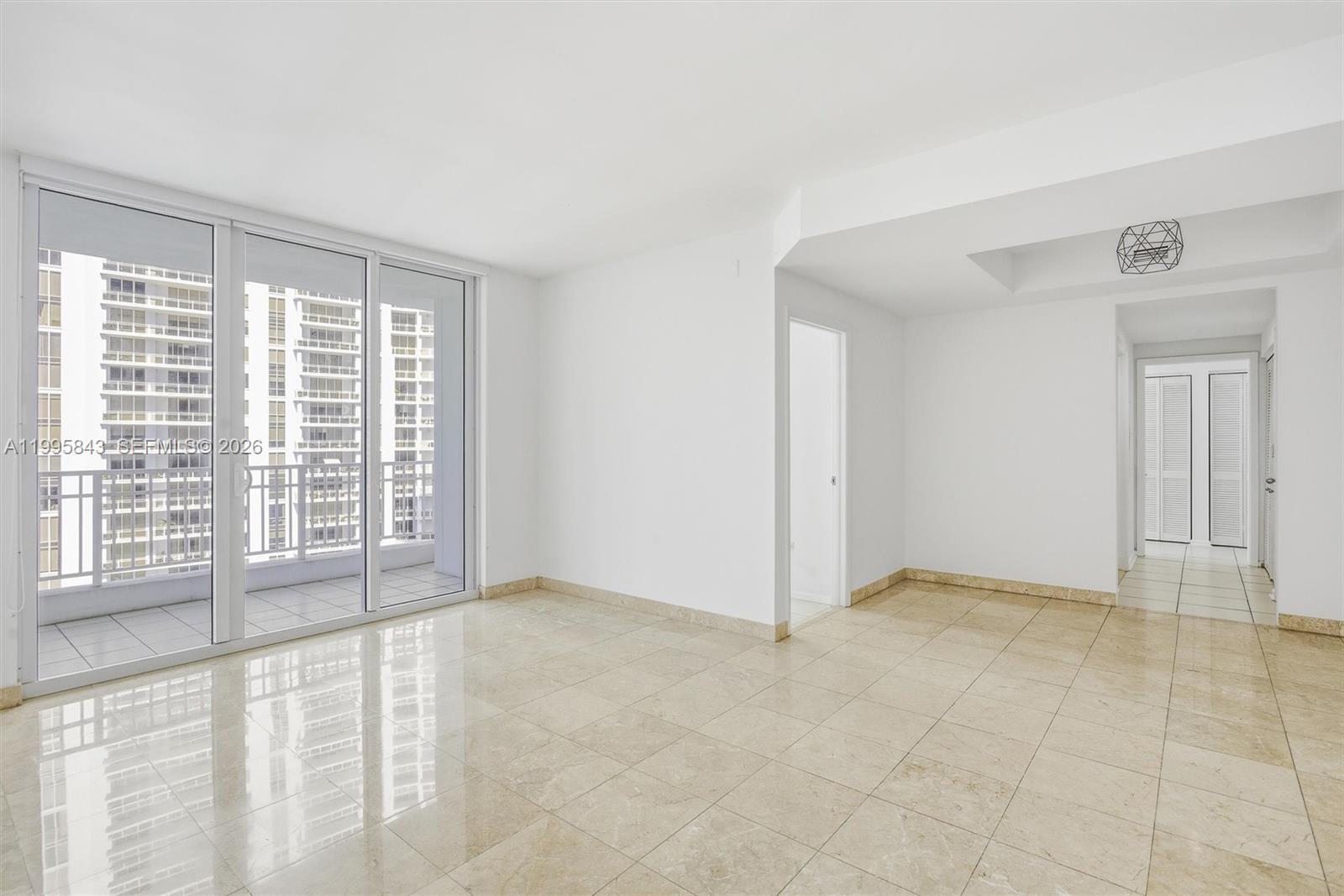 image Courts Brickell Key1