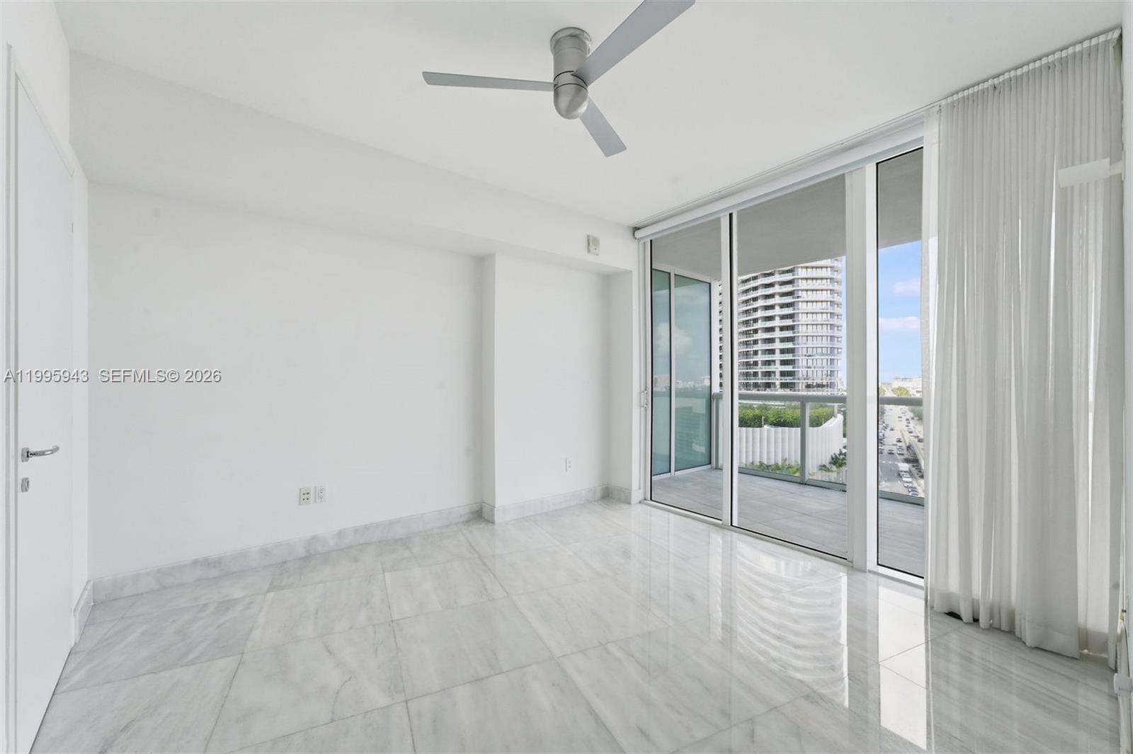 450 Alton Rd #910 Miami Beach, FL 33139