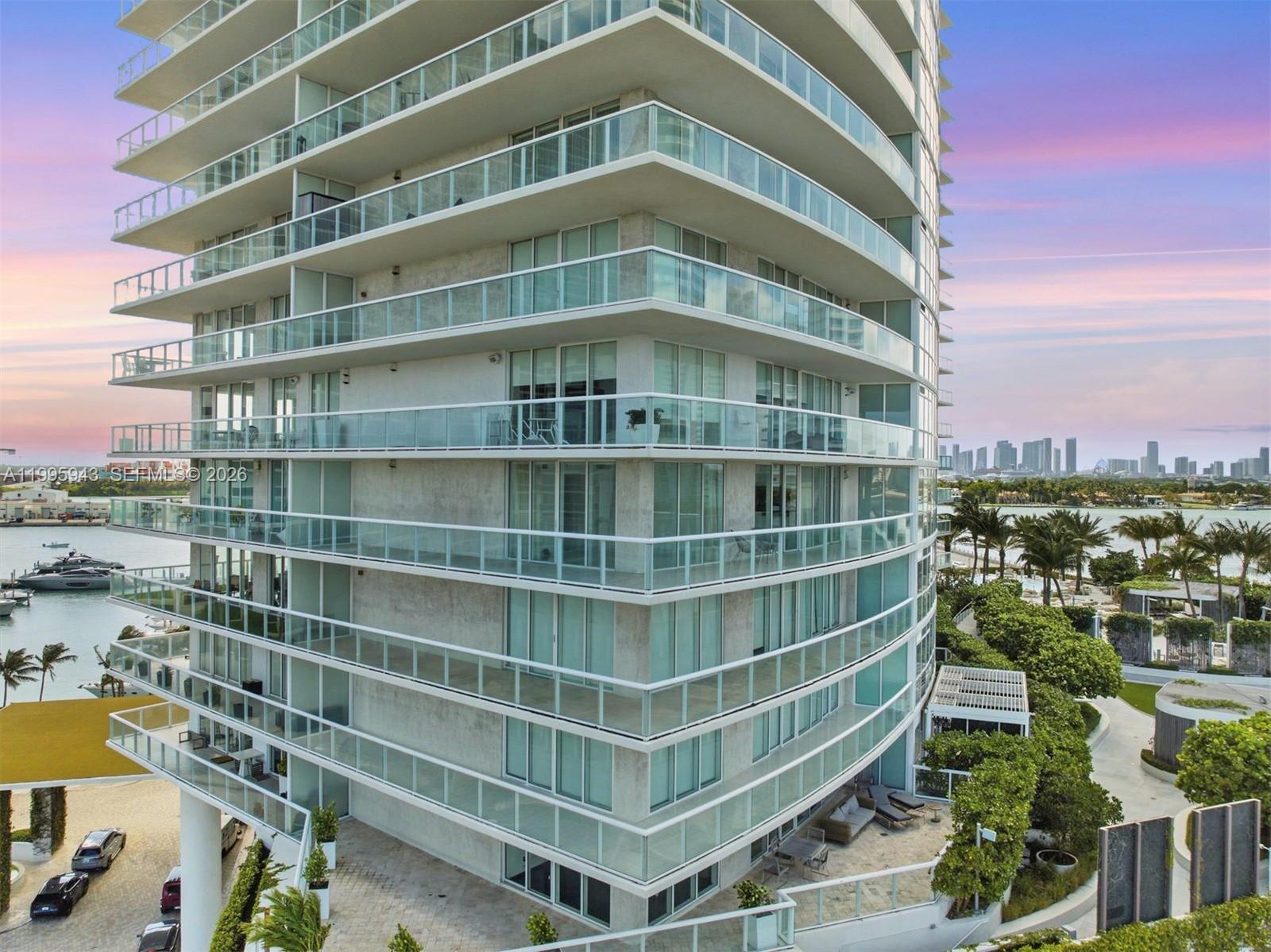 450 Alton Rd #910 Miami Beach, FL 33139