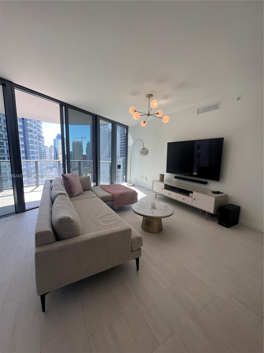 image Brickell Flatiron1