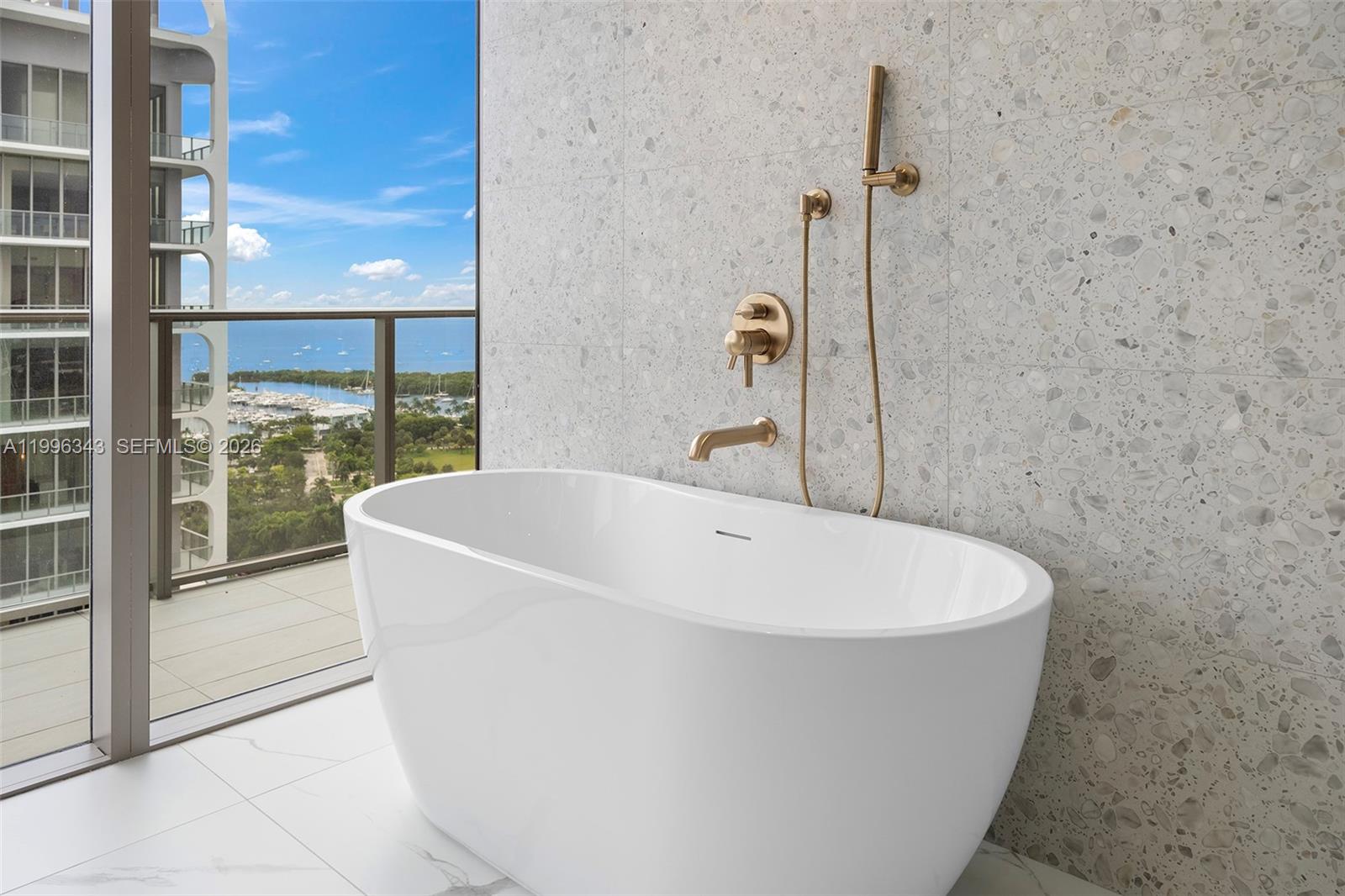 2678 Tigertail Ave #2006 Coconut Grove, FL 33133