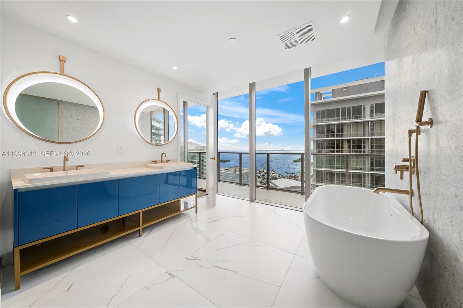 2678 Tigertail Ave #2006 Coconut Grove, FL 33133