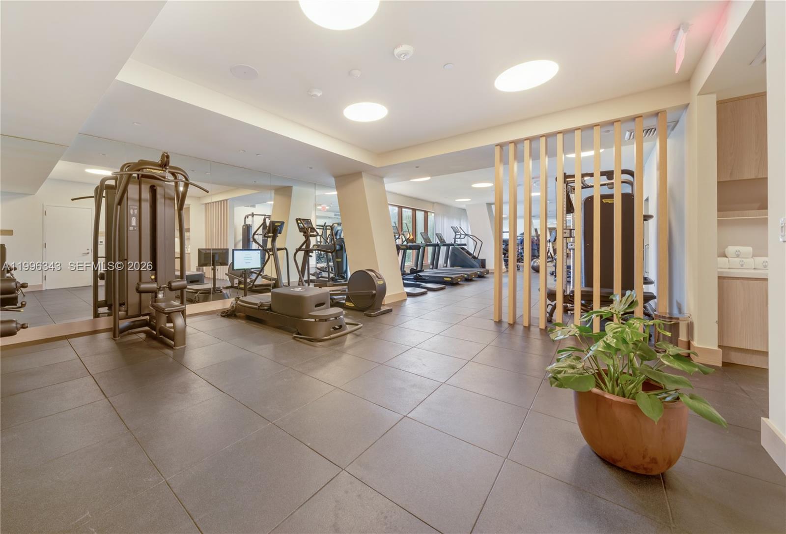 2678 Tigertail Ave #2006 Coconut Grove, FL 33133