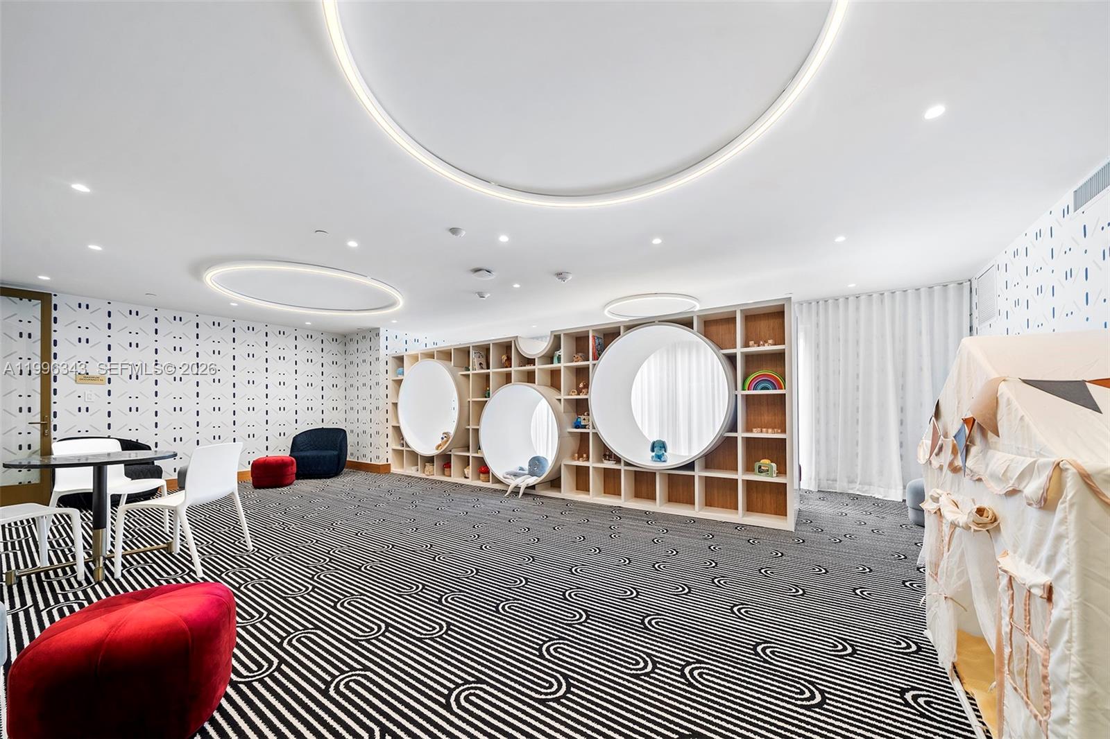 2678 Tigertail Ave #2006 Coconut Grove, FL 33133