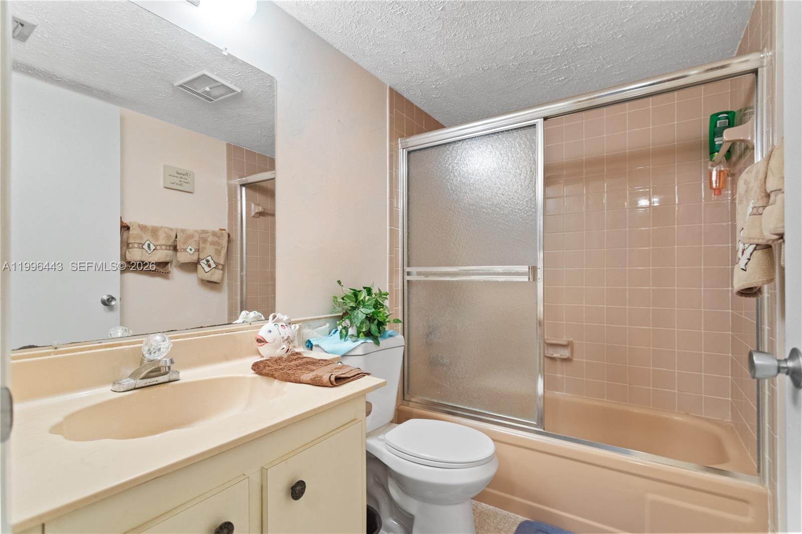 7640 NW 18th St #104 Margate, FL 33063