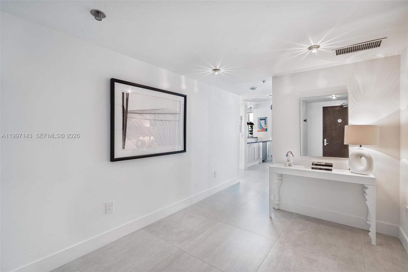 226 Ocean Dr #8F Miami Beach, FL 33139