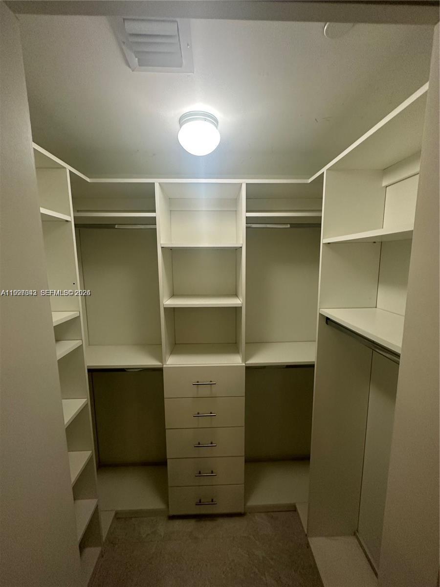 image Aria on the Bay4