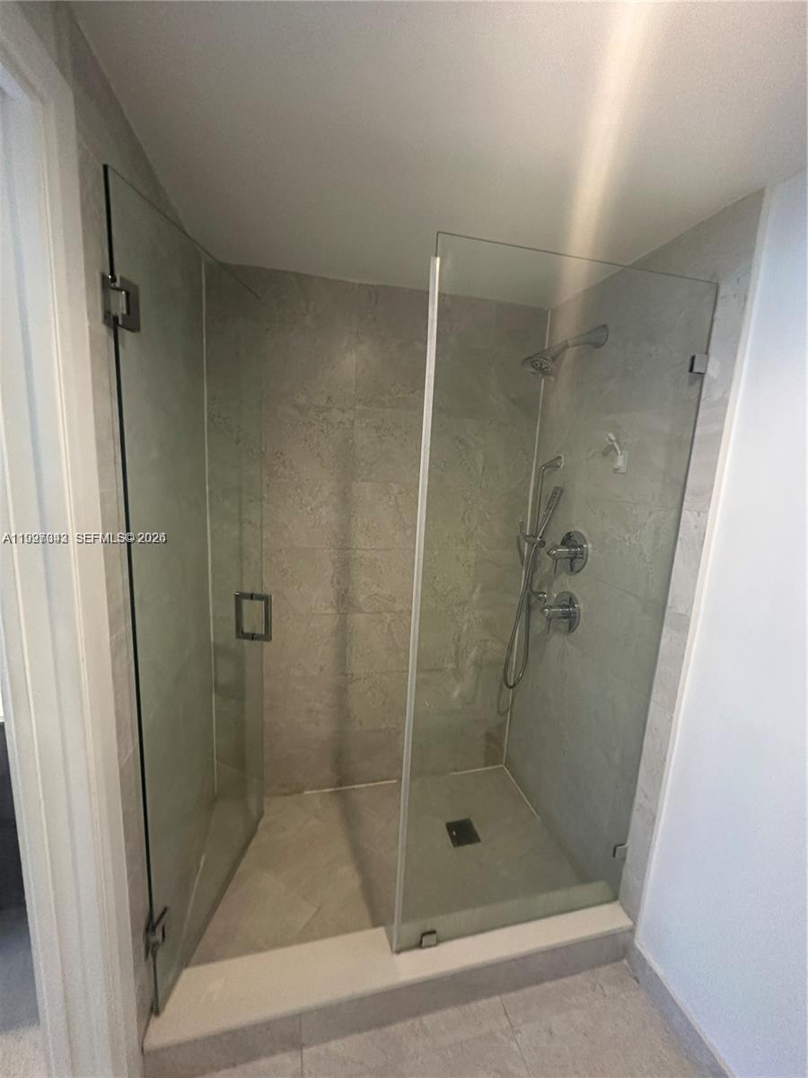 image Aria on the Bay8