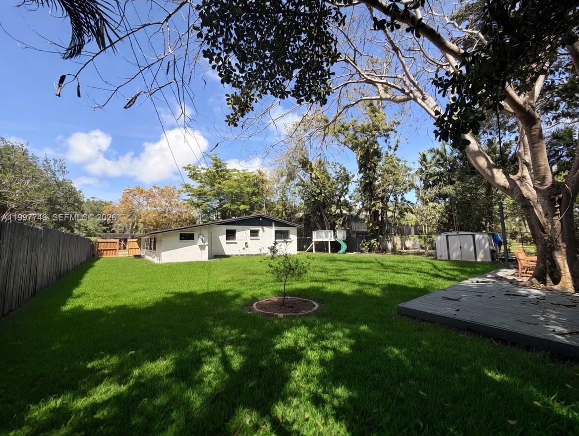 7830 SW 99th St Miami, FL 33156