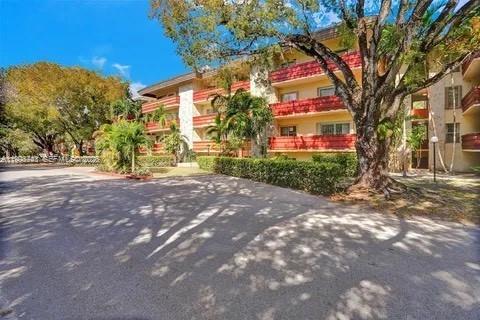 1205 Mariposa Ave #219