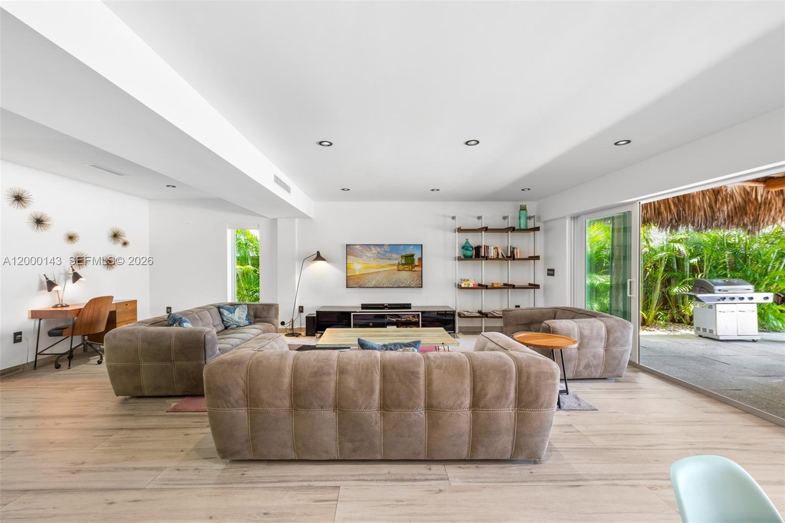 741 86th St Miami Beach, FL 33141
