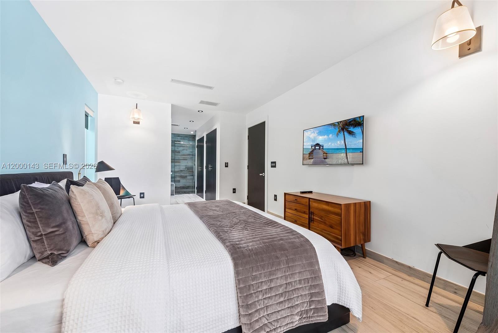 741 86th St Miami Beach, FL 33141