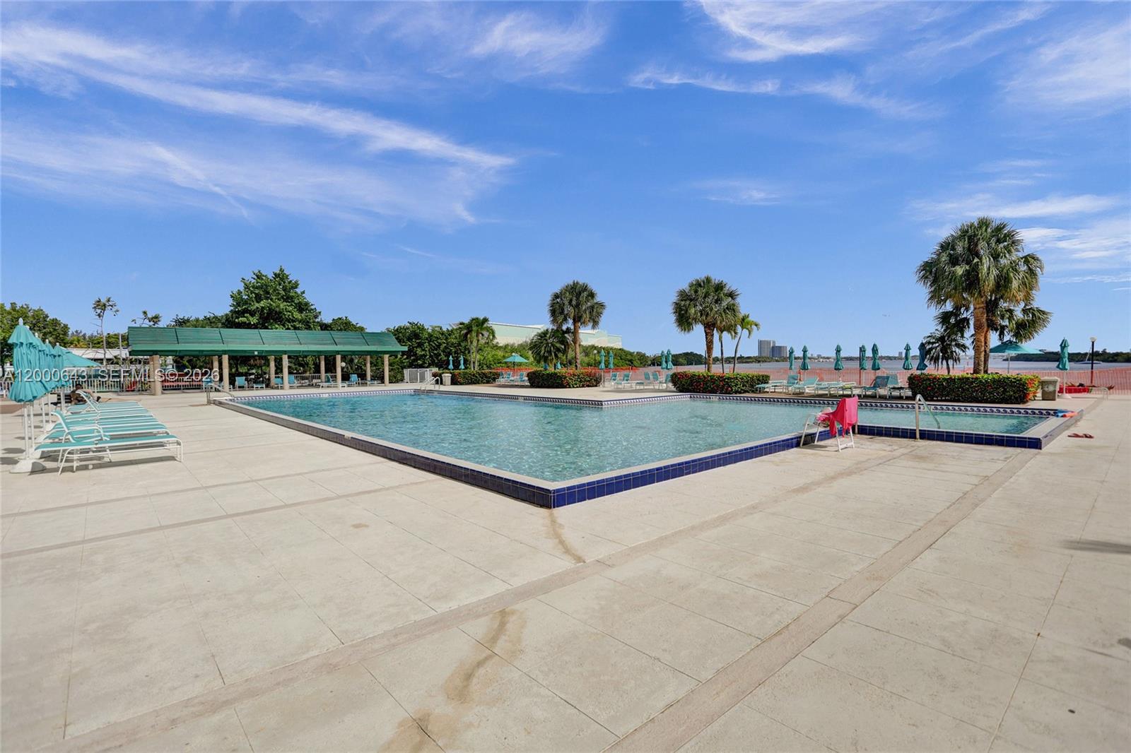 image Arlen House Condo22