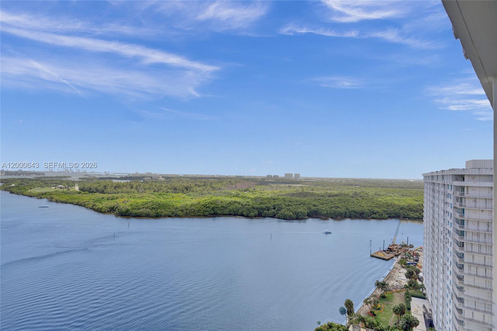 image Arlen House Condo8