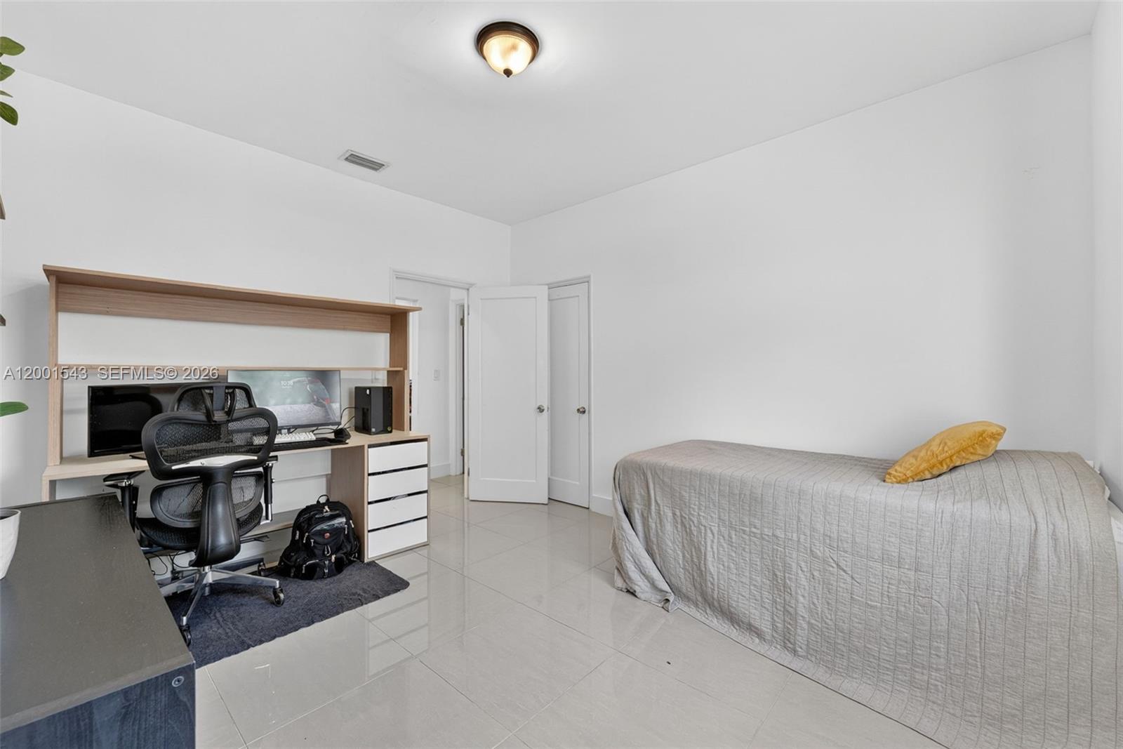 1960 NW 24th Ct Miami, FL 33125