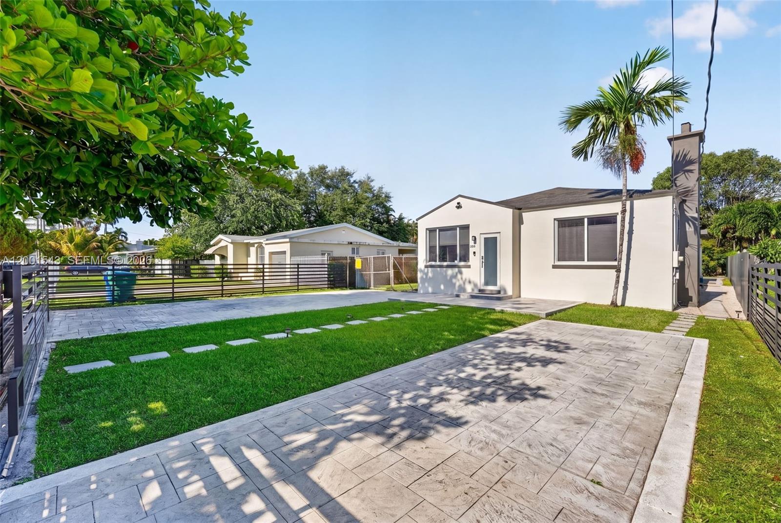 1960 NW 24th Ct Miami, FL 33125