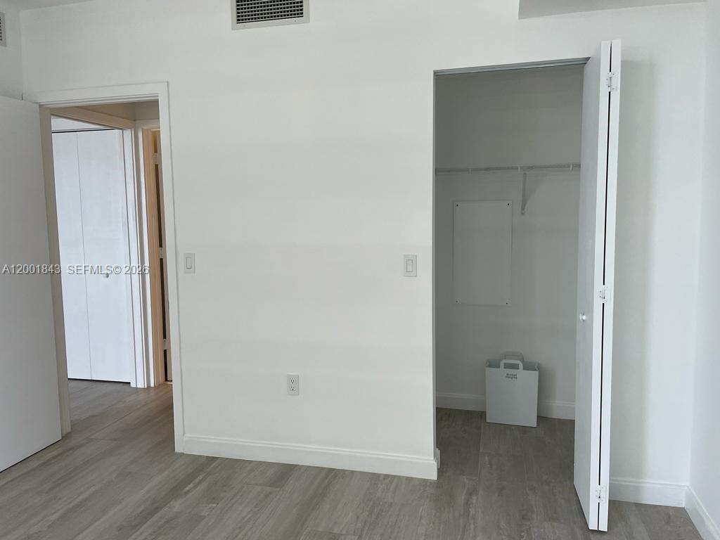 image Brickell Heights West9