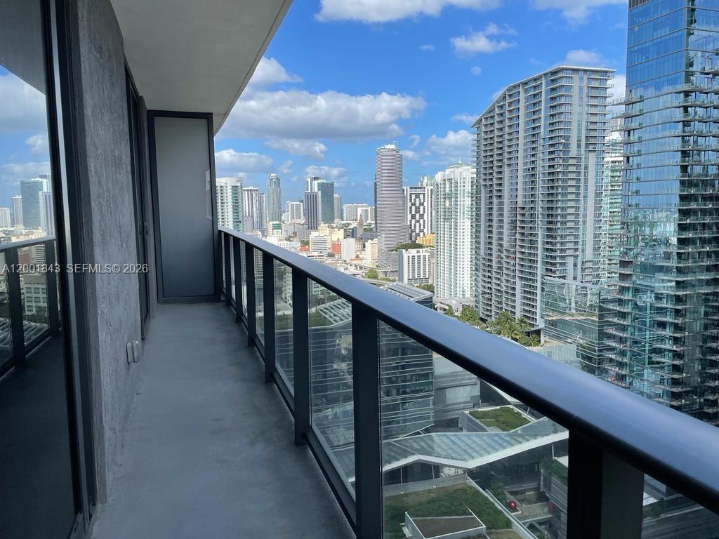 image Brickell Heights West11