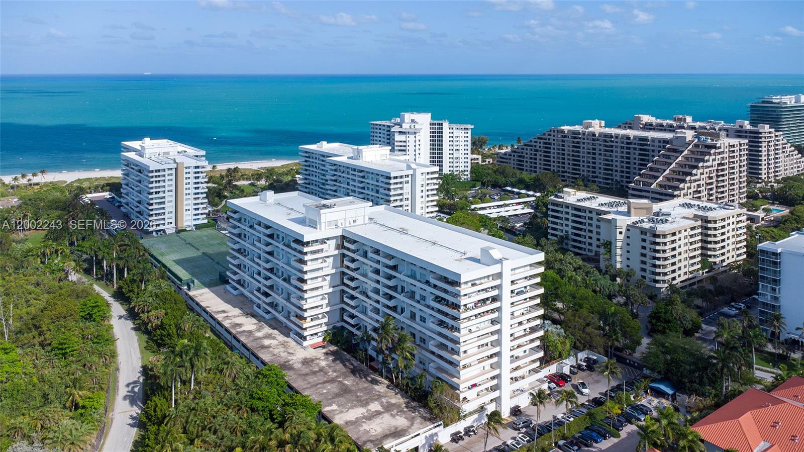 image Commodore Club West10