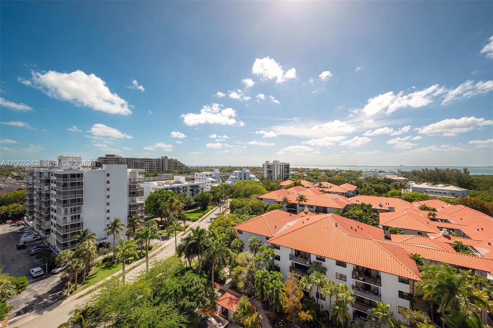 image Commodore Club West43