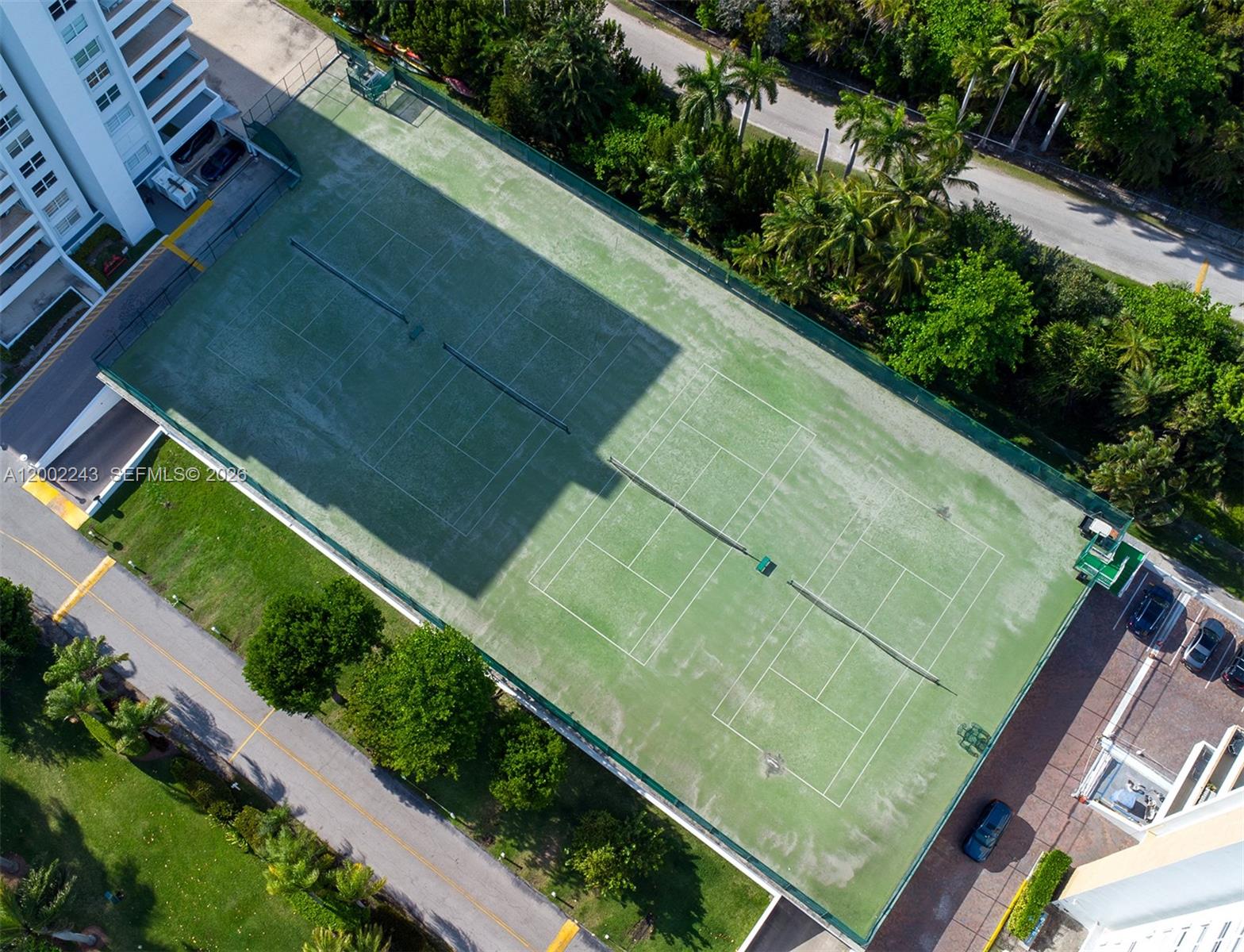 image Commodore Club West51