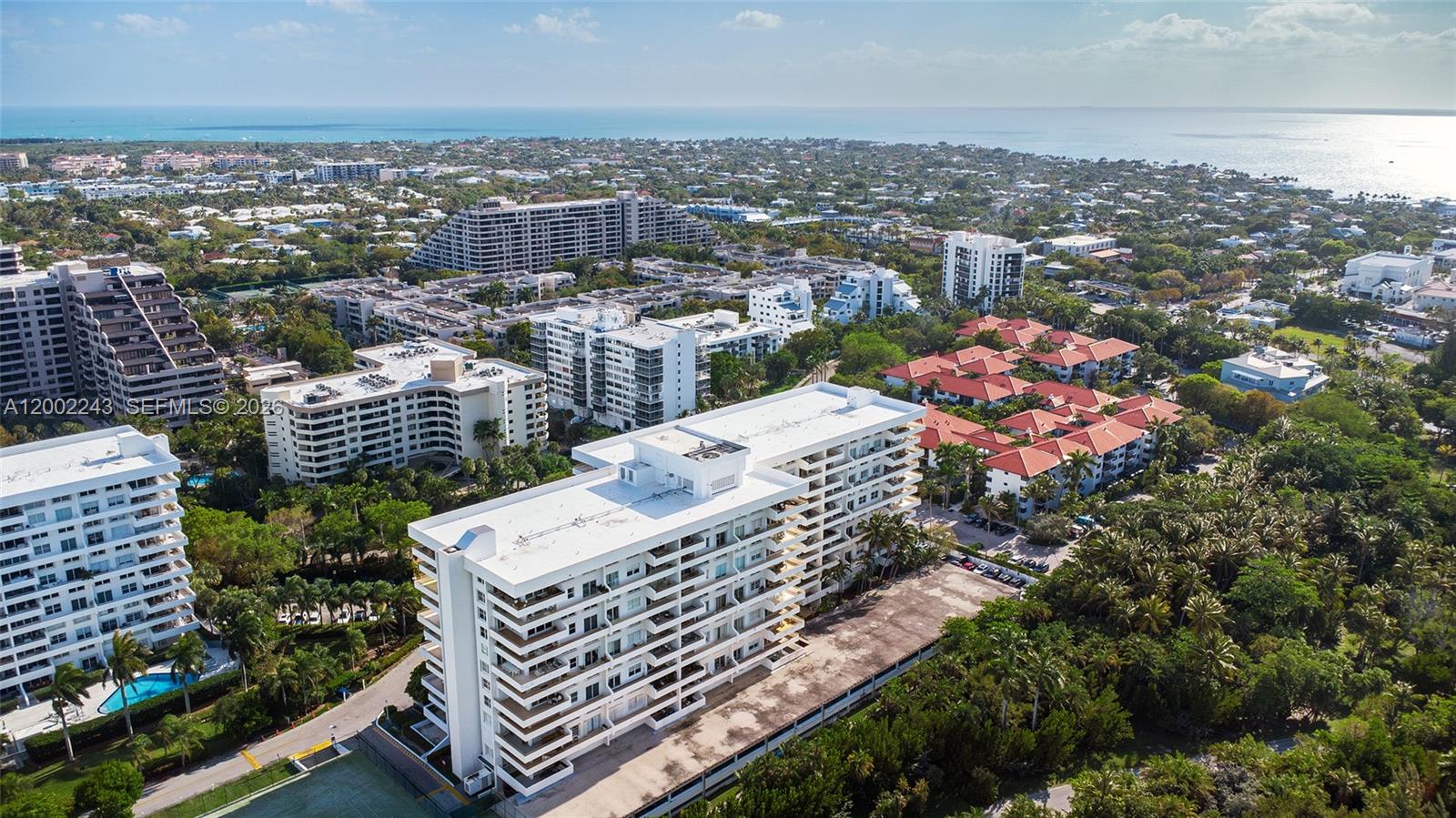 image Commodore Club West5