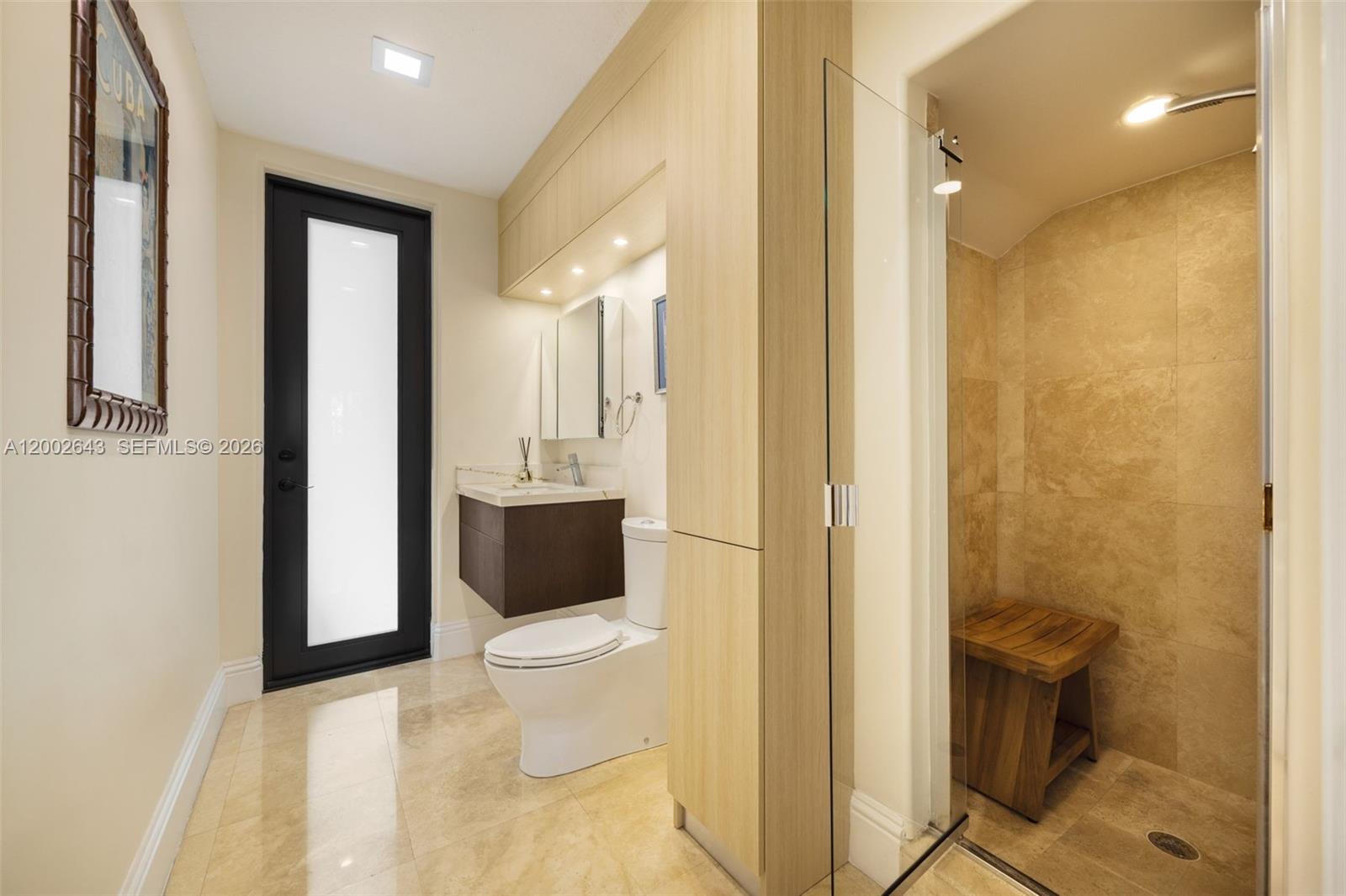 2301 Tigertail Ave Coconut Grove, FL 33133