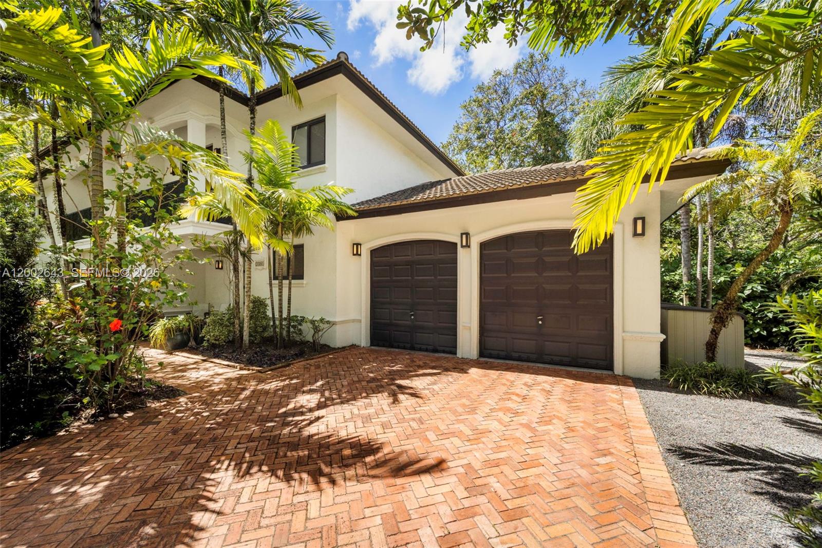 2301 Tigertail Ave Coconut Grove, FL 33133