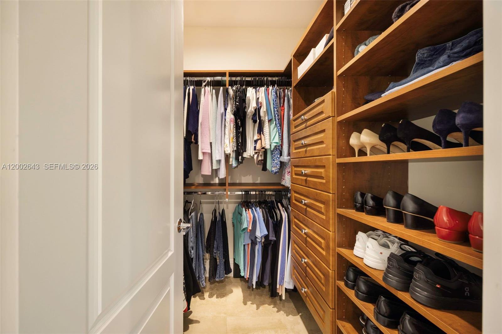 2301 Tigertail Ave Coconut Grove, FL 33133