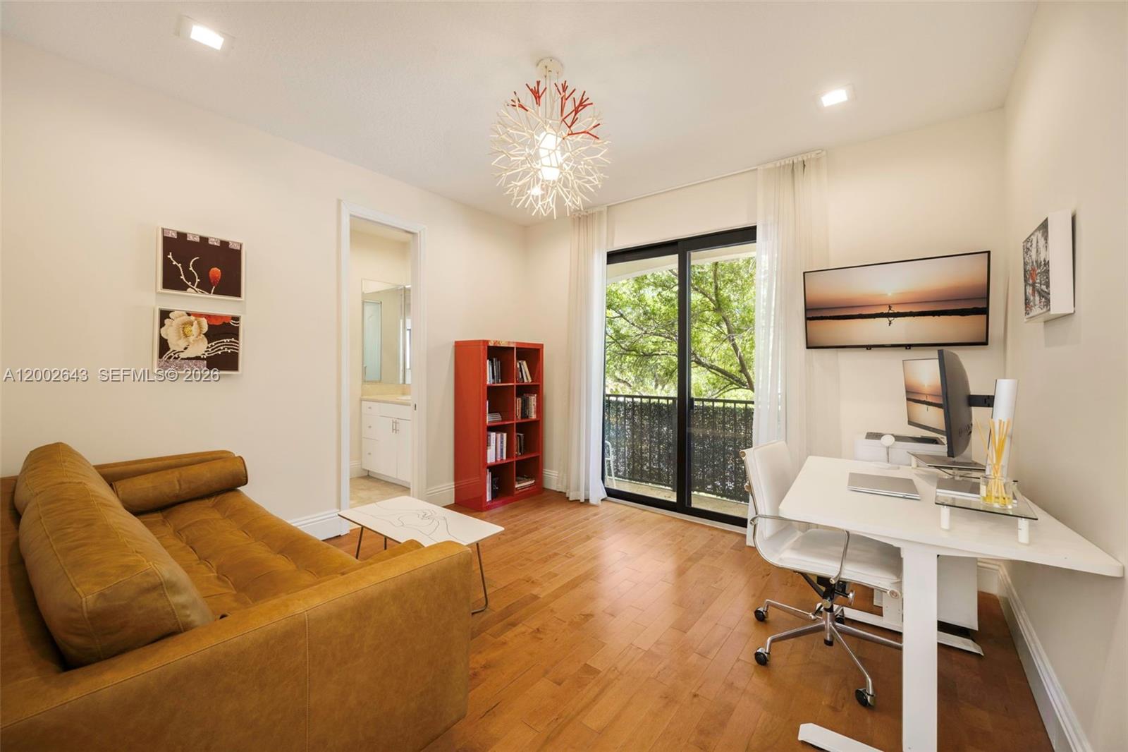 2301 Tigertail Ave Coconut Grove, FL 33133