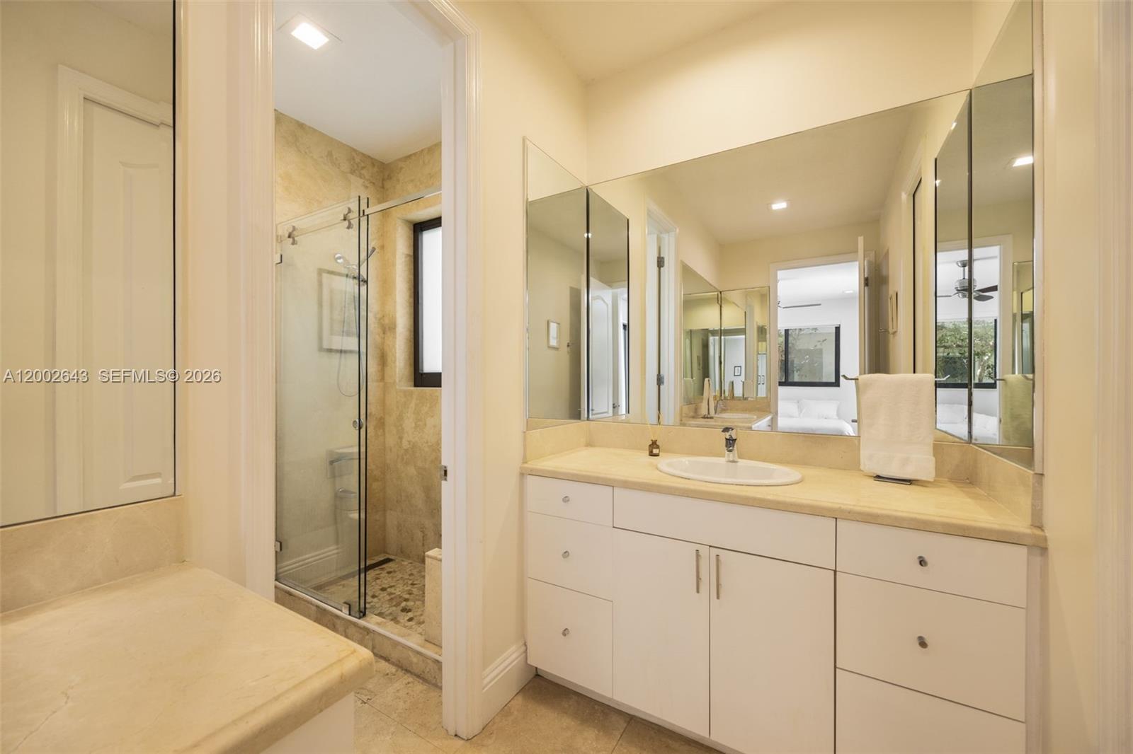 2301 Tigertail Ave Coconut Grove, FL 33133