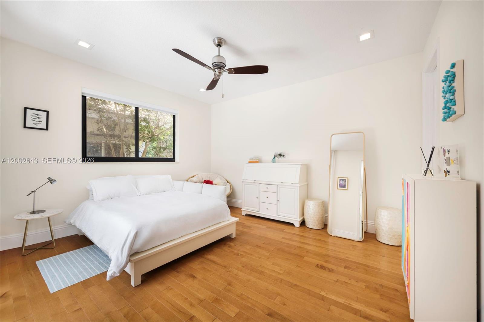 2301 Tigertail Ave Coconut Grove, FL 33133