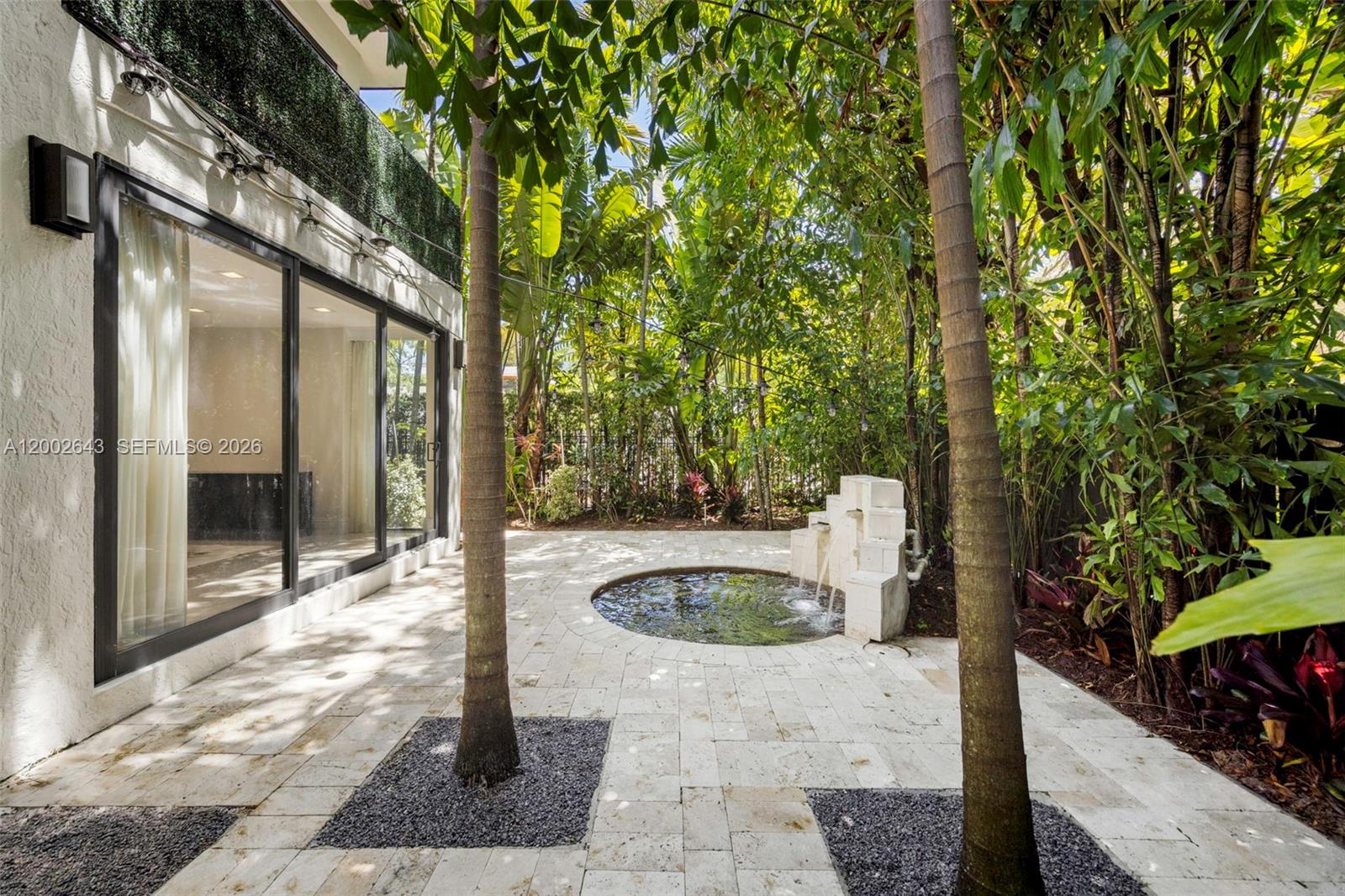 2301 Tigertail Ave Coconut Grove, FL 33133