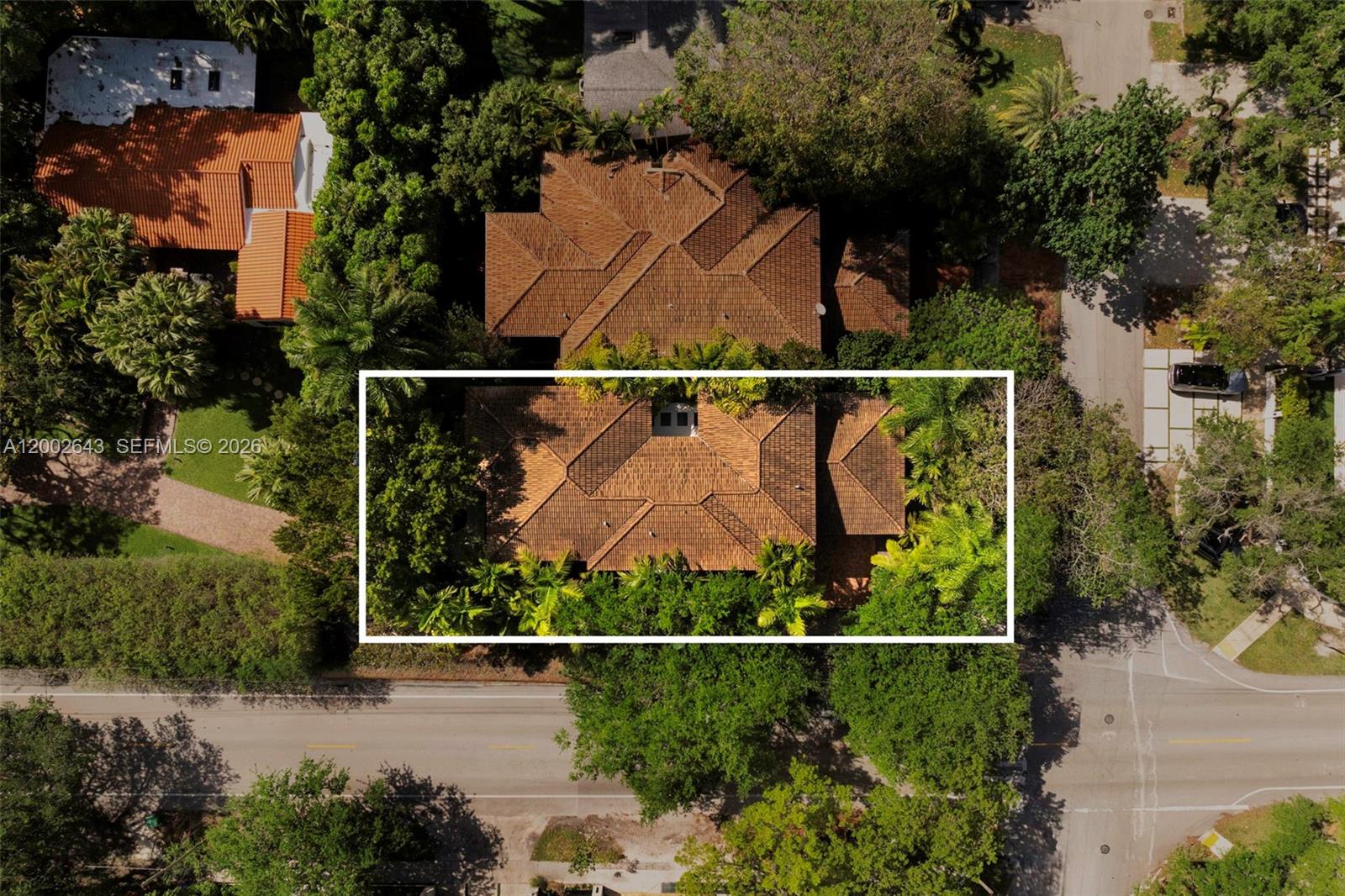 2301 Tigertail Ave Coconut Grove, FL 33133