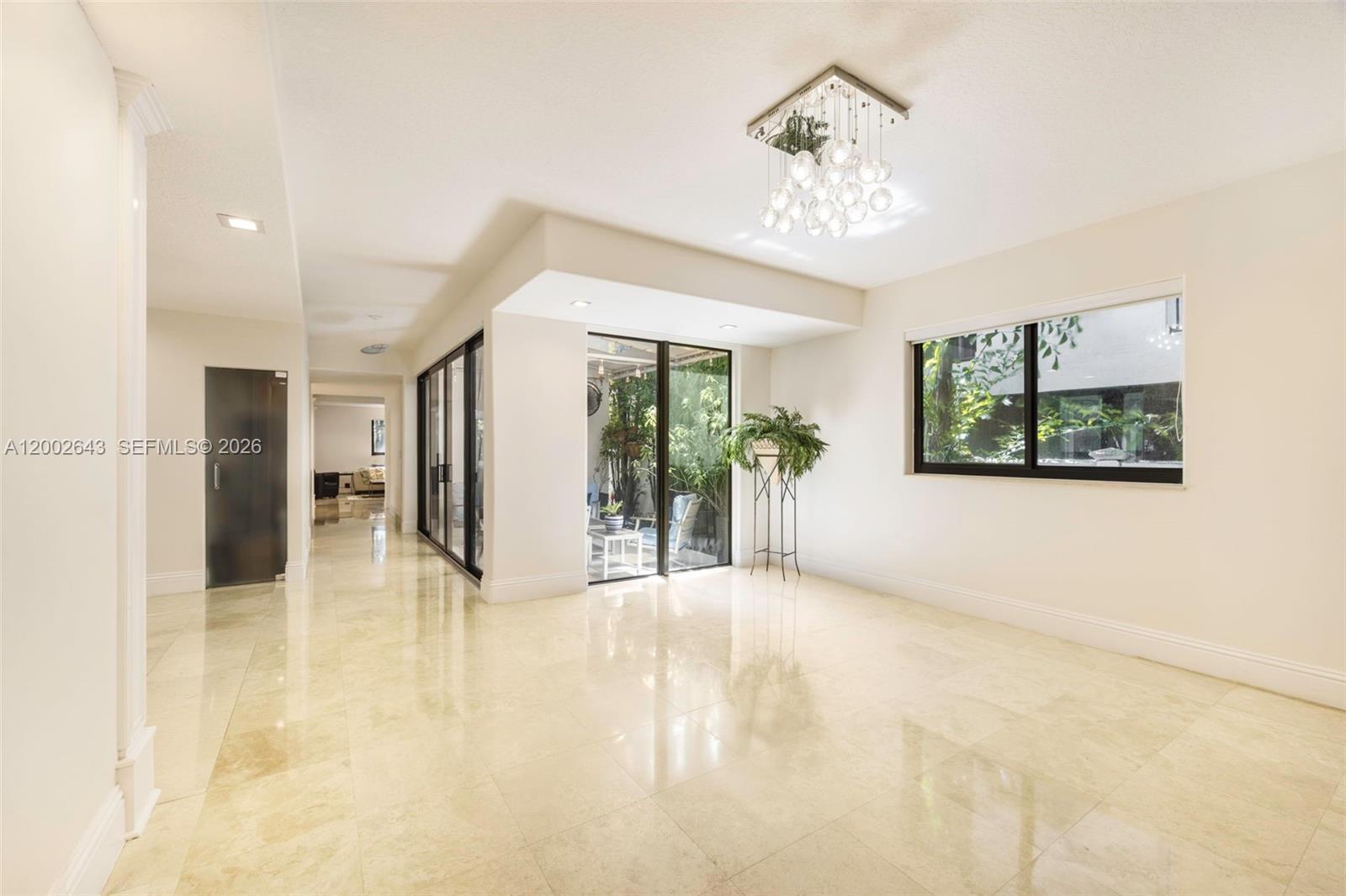 2301 Tigertail Ave Coconut Grove, FL 33133