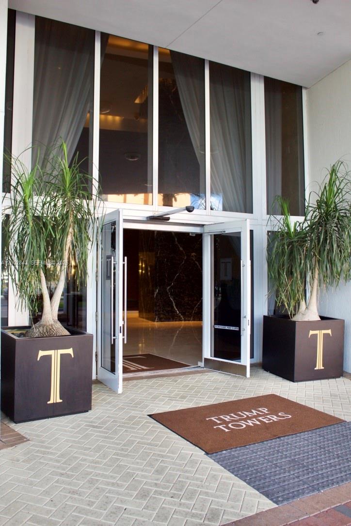 image Trump Tower I20