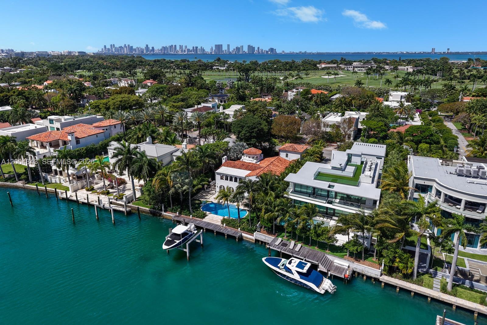 5763 Pine Tree Dr Miami Beach, FL 33140