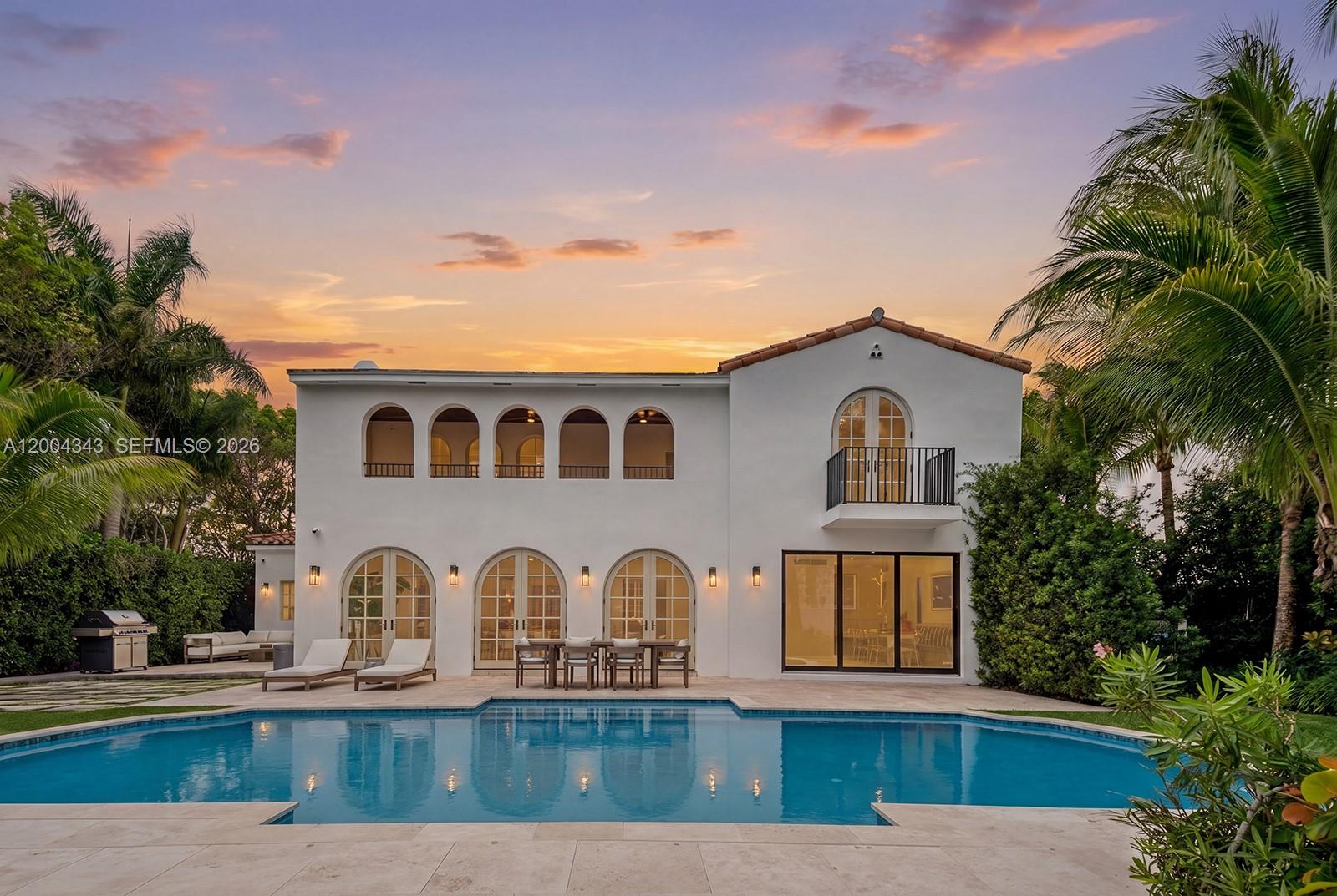 5763 Pine Tree Dr Miami Beach, FL 33140