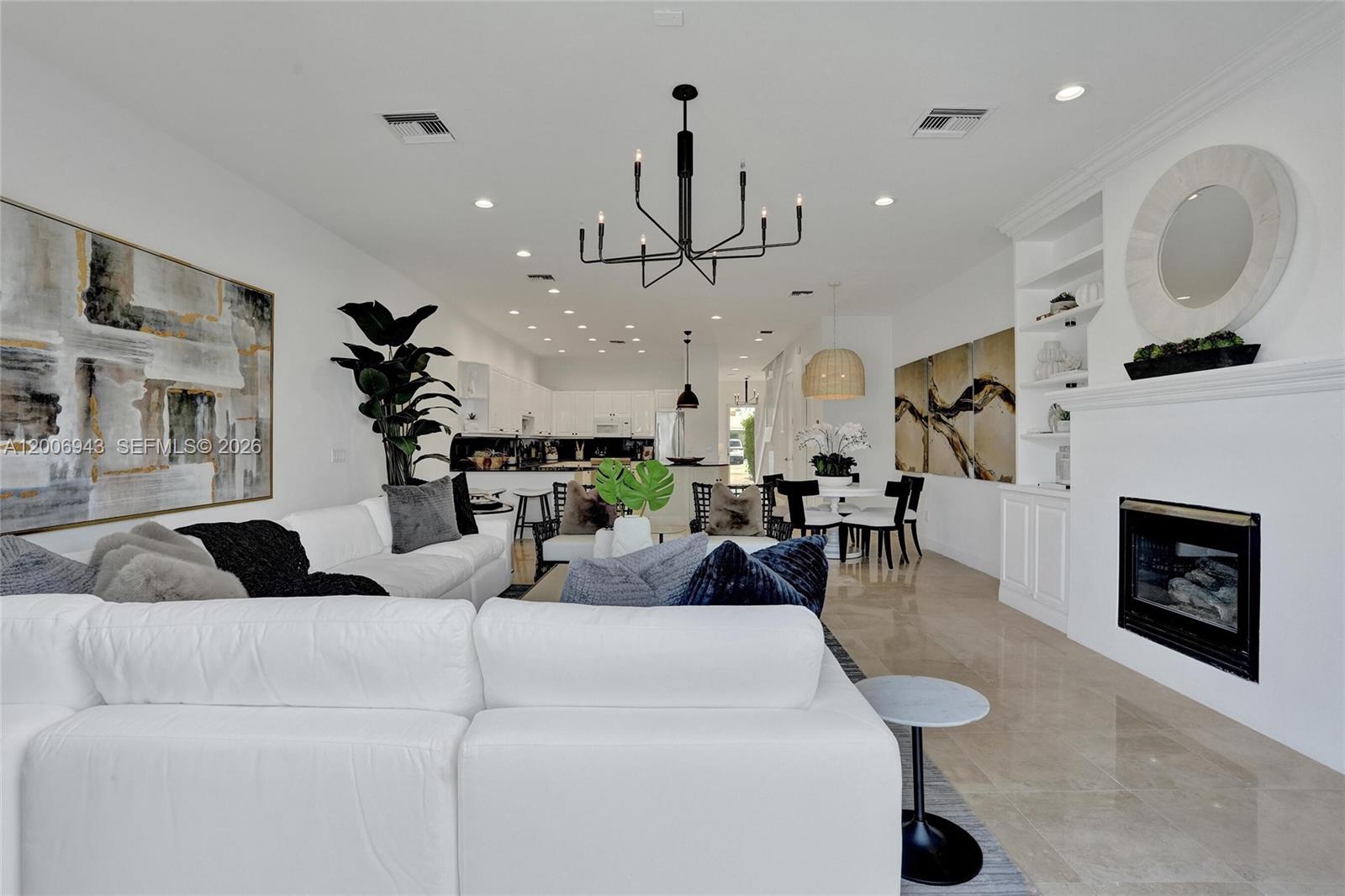 2739 NE 15th St Fort Lauderdale, FL 33304