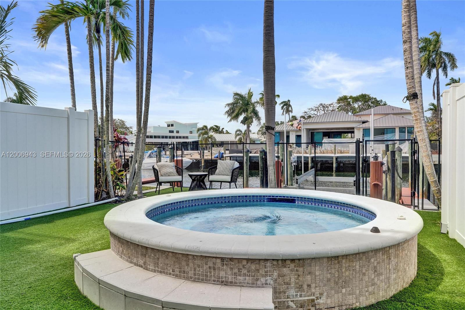 2739 NE 15th St Fort Lauderdale, FL 33304