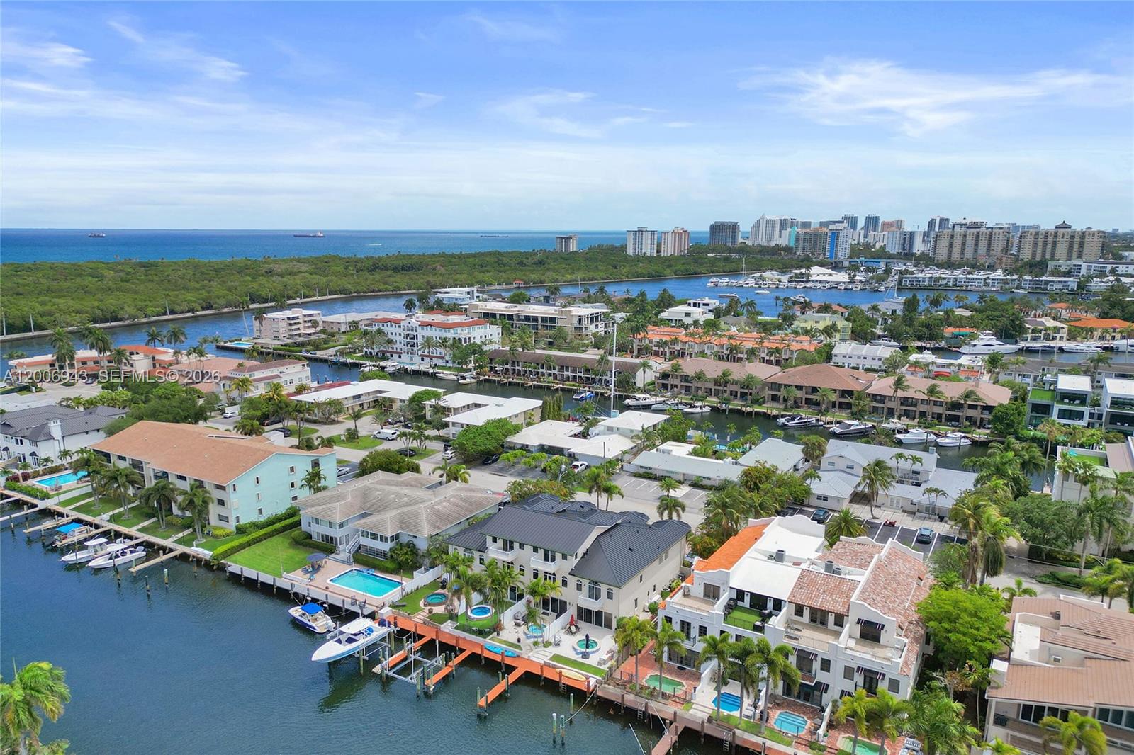 2739 NE 15th St Fort Lauderdale, FL 33304