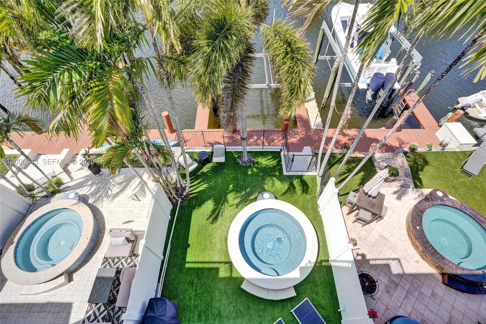 2739 NE 15th St Fort Lauderdale, FL 33304