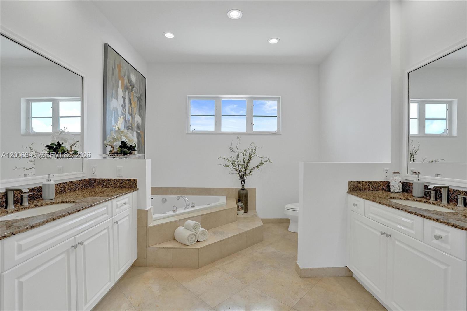 2739 NE 15th St Fort Lauderdale, FL 33304