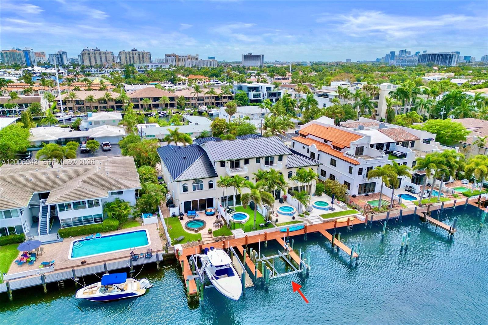 2739 NE 15th St Fort Lauderdale, FL 33304