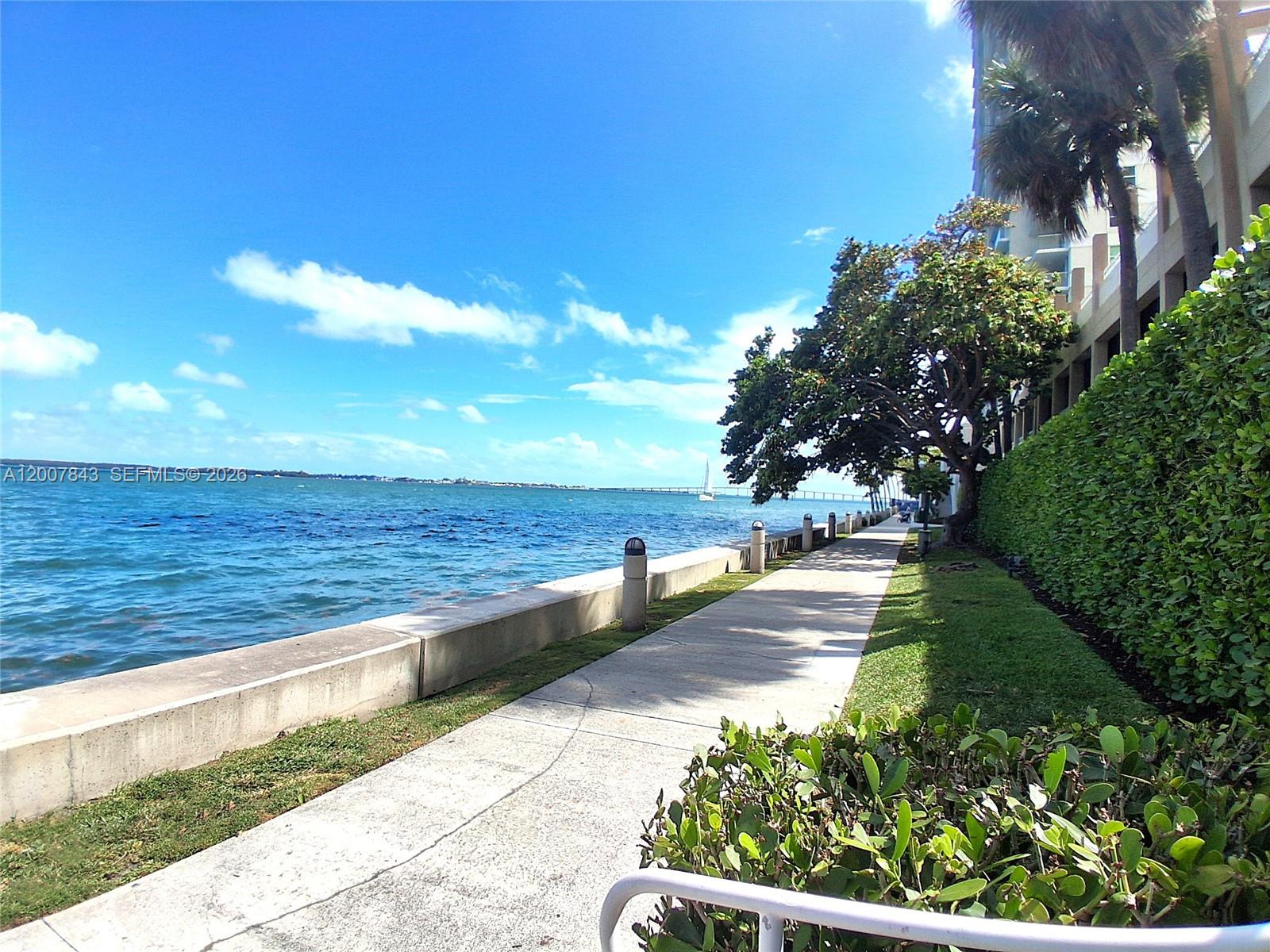 image Isola49