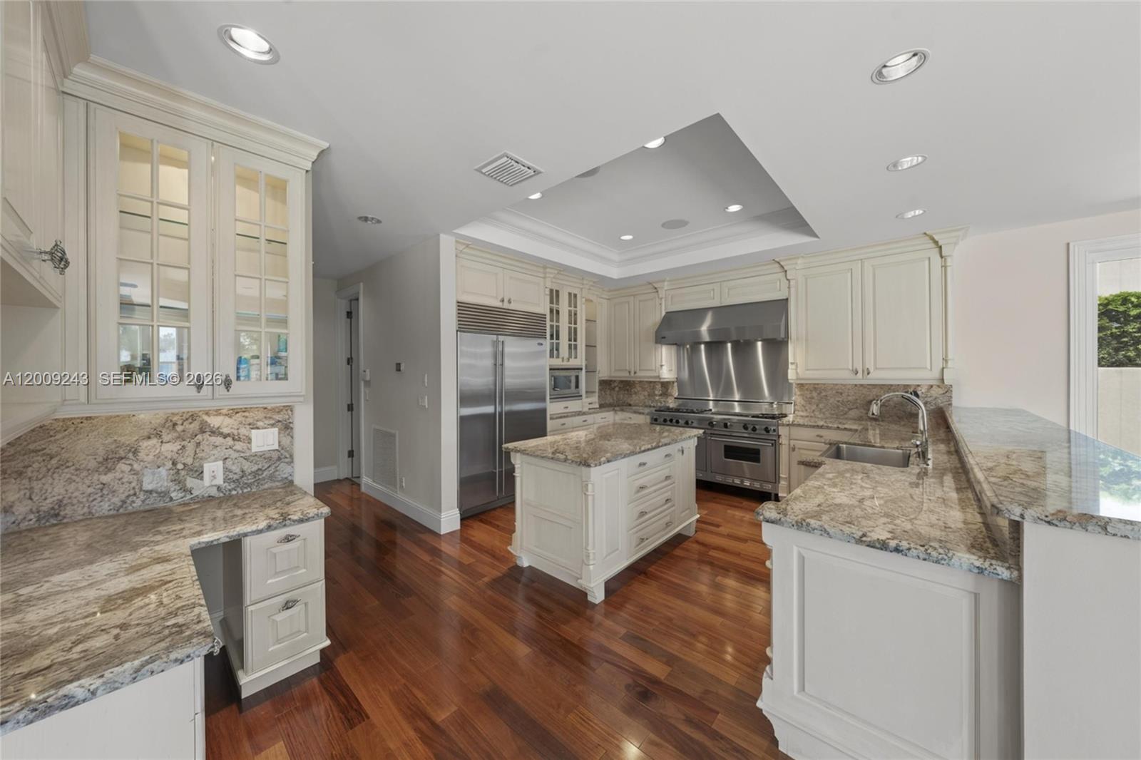 2430 Aqua Vis Blvd Fort Lauderdale, FL 33301