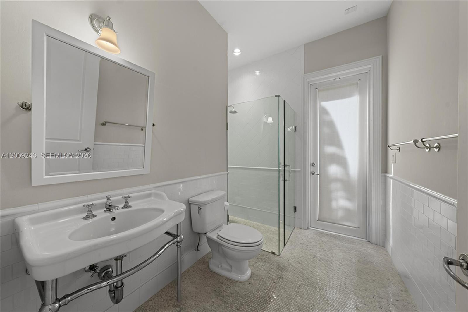 2430 Aqua Vis Blvd Fort Lauderdale, FL 33301